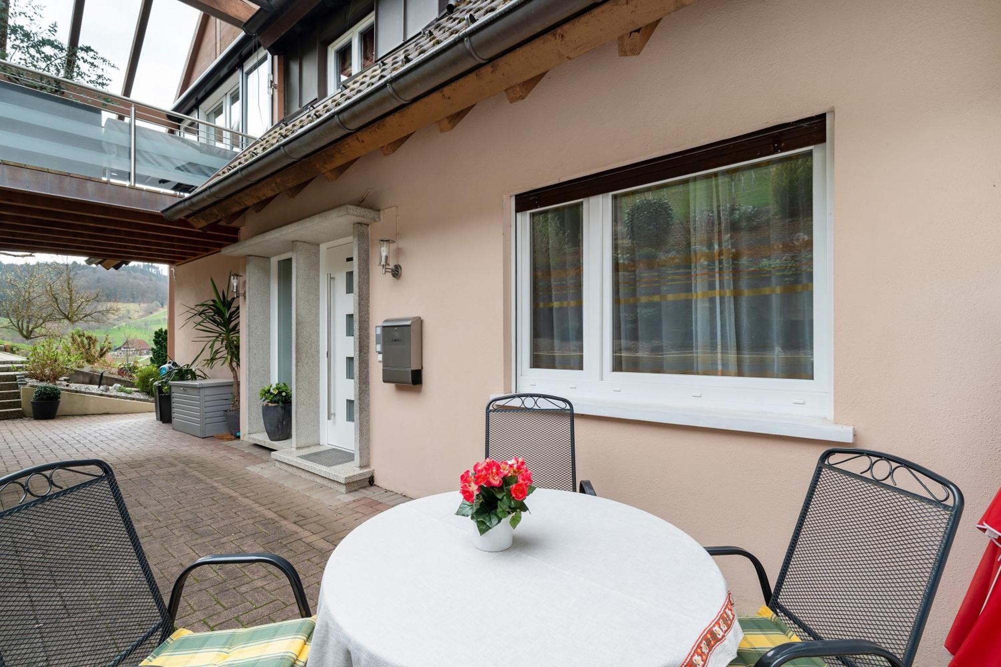 Haus Am Schroffen Apartment Ottenhofen im Schwarzwald Екстериор снимка